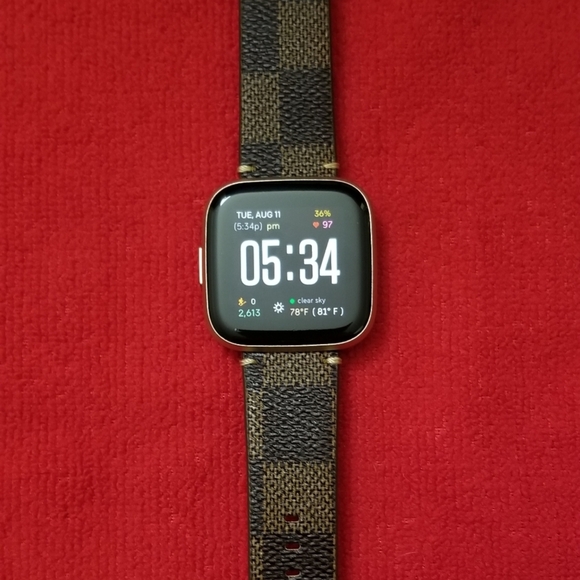 Accessories - Fitbit Versa 2 Checkered Brown Band